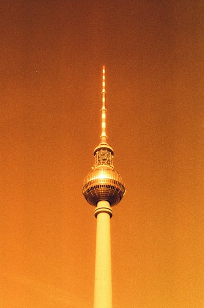 Berlin [Harman Red 125]